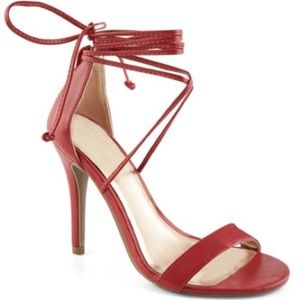 Madden Girl Red Tie-Up Dirby Heel - Size 9.5